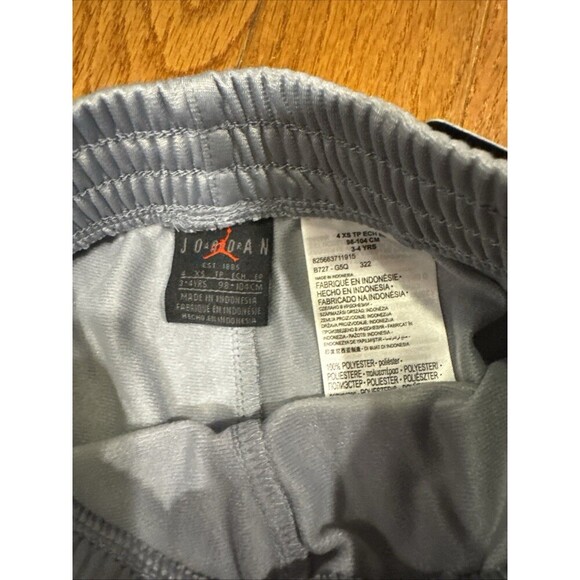 Nike Jordan Jumpman Boys' Tracksuit 2 Piece Set Jacket Pants Size 3/4 Years NWT - Picture 10 of 11